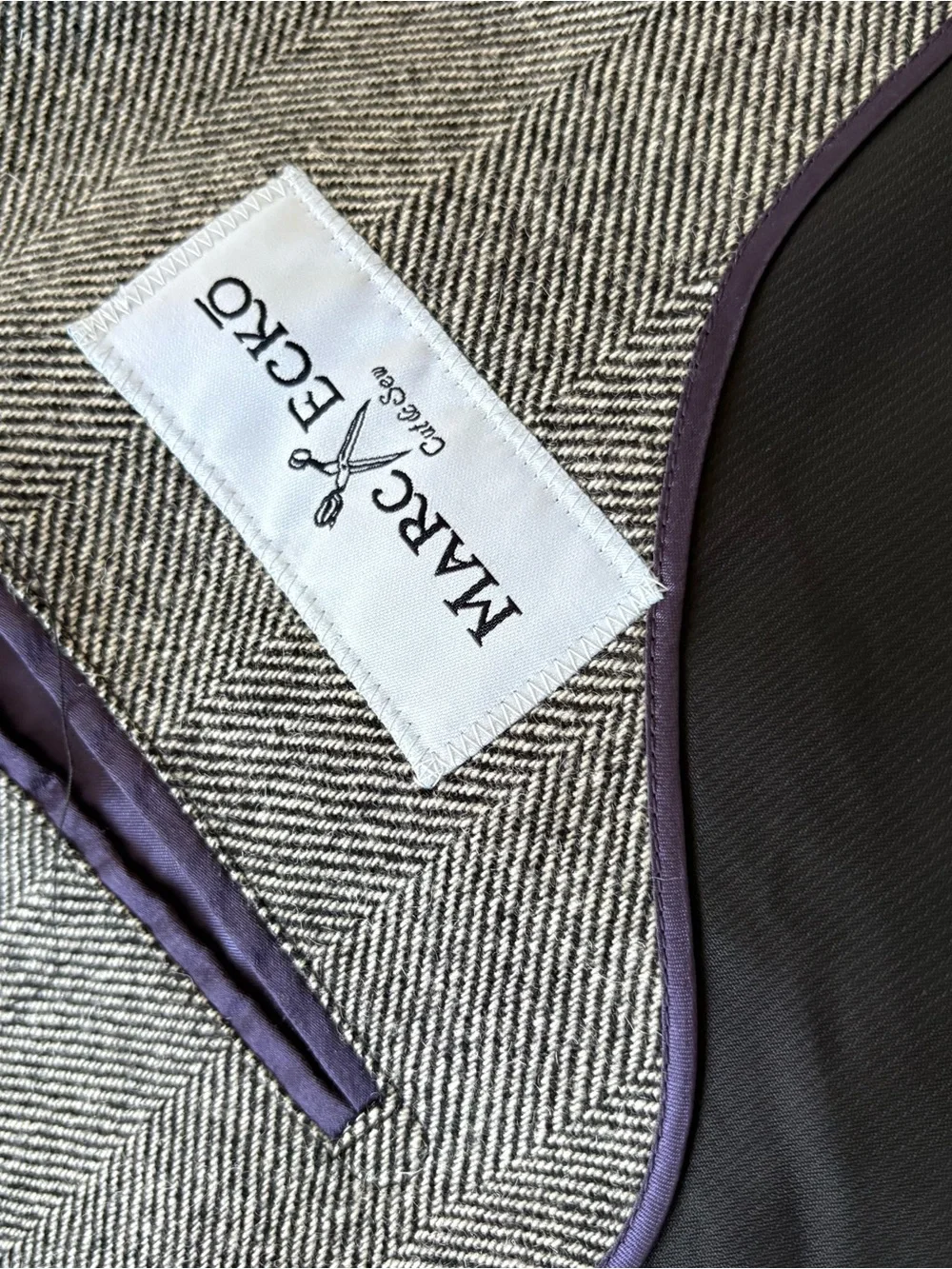Mark Eckō Cut & Sew Men's Grey Herringbone Blazer with Dark Trim